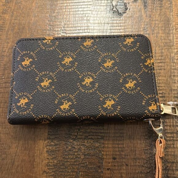 Beverly Hills Polo Club Wristlet/Wallet - Picture 4 of 8